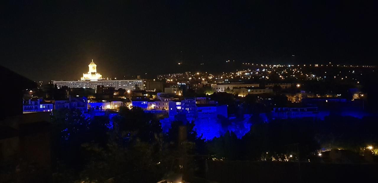 Sunny Tiflis Tbilisi Exterior photo