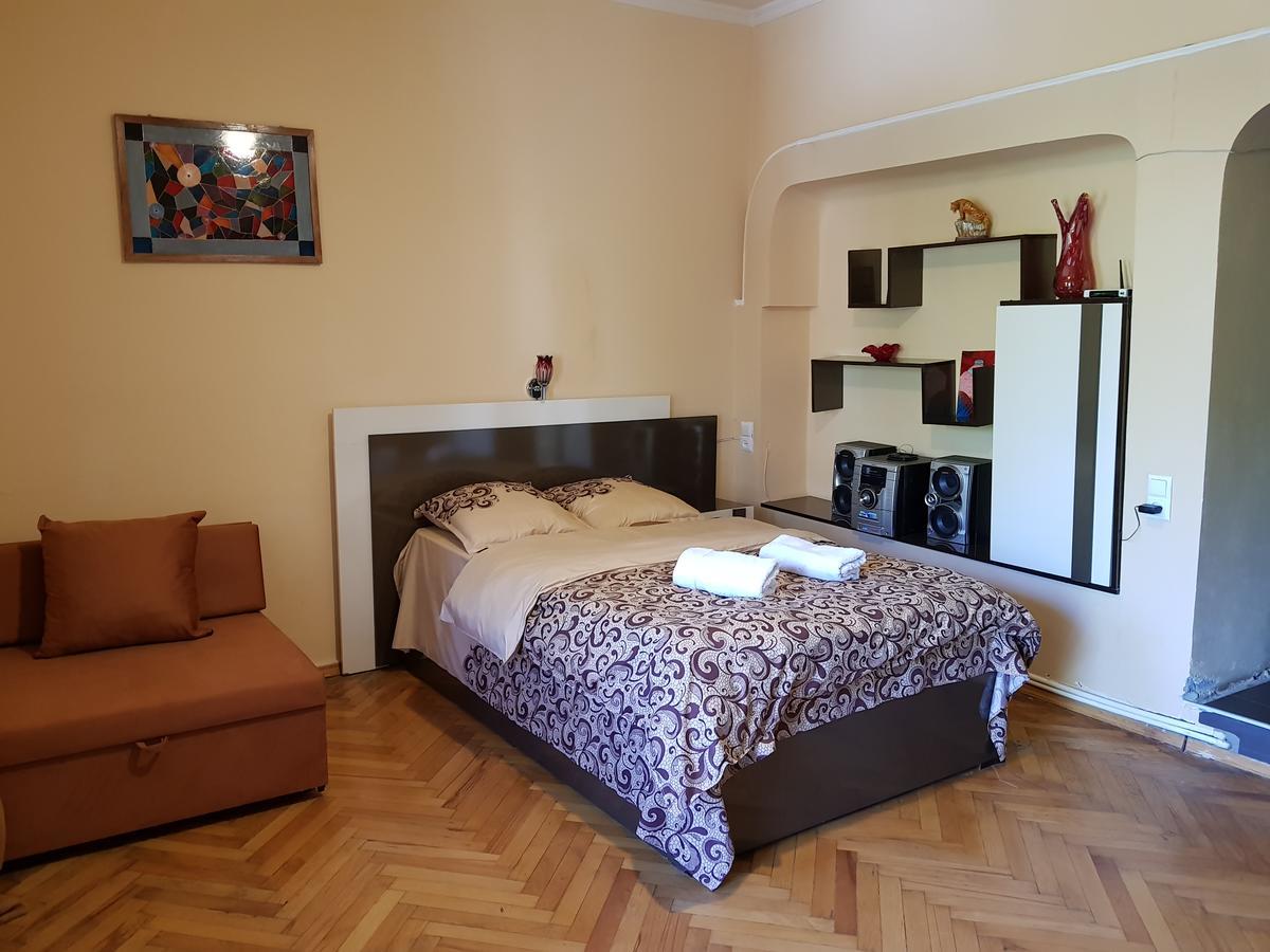 Sunny Tiflis Tbilisi Exterior photo